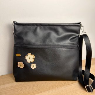 Torbica Maja - črna, rožice